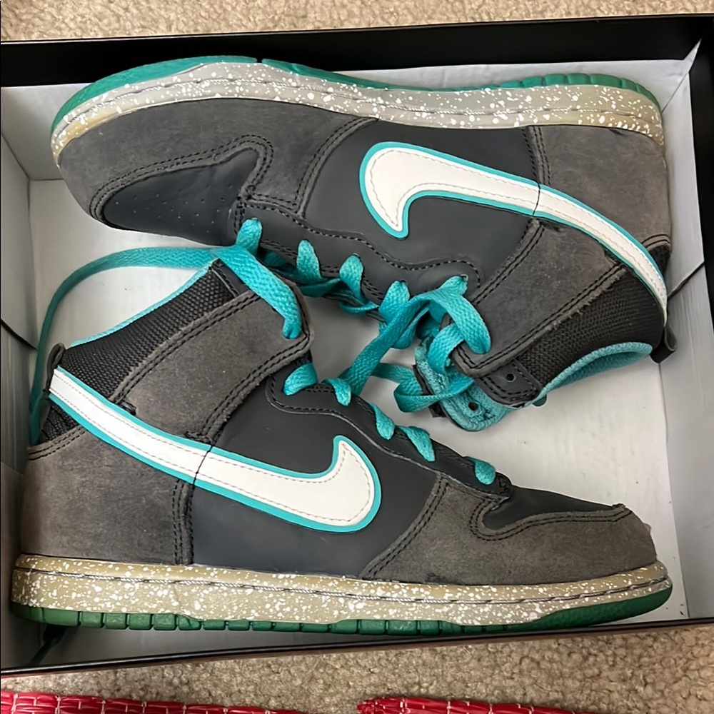 SOLD!! Nike Dunk High Teal and Grey Sneakers